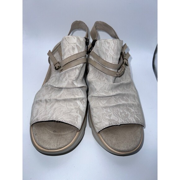 Jambu Orlando Wedge Sandal Shoes Womens Size 10 Beige Comfort Casual - Picture 9 of 12